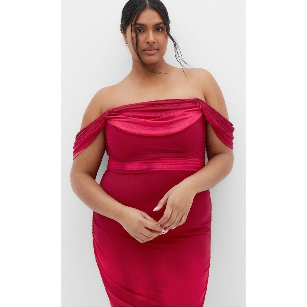 City Chic Flirtation Midi Ruby Ombre Cold Shoulder Ruffle Dress Fairy Romantic - Picture 3 of 13